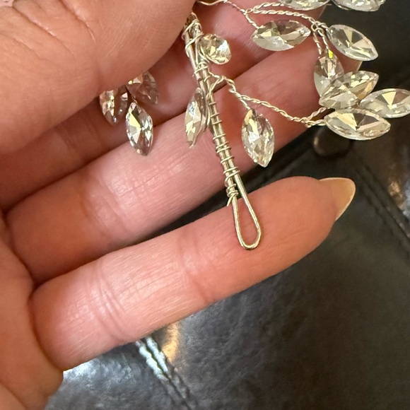 Bridal Crystal Hair Barrett - Picture 5 of 6